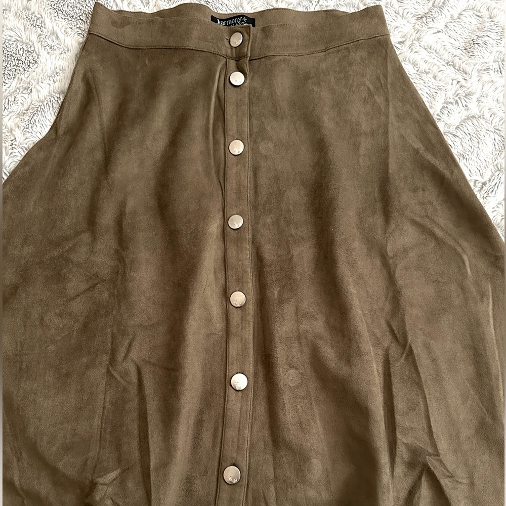 Harmony Havoc Button Up Skirt - Picture 2 of 5